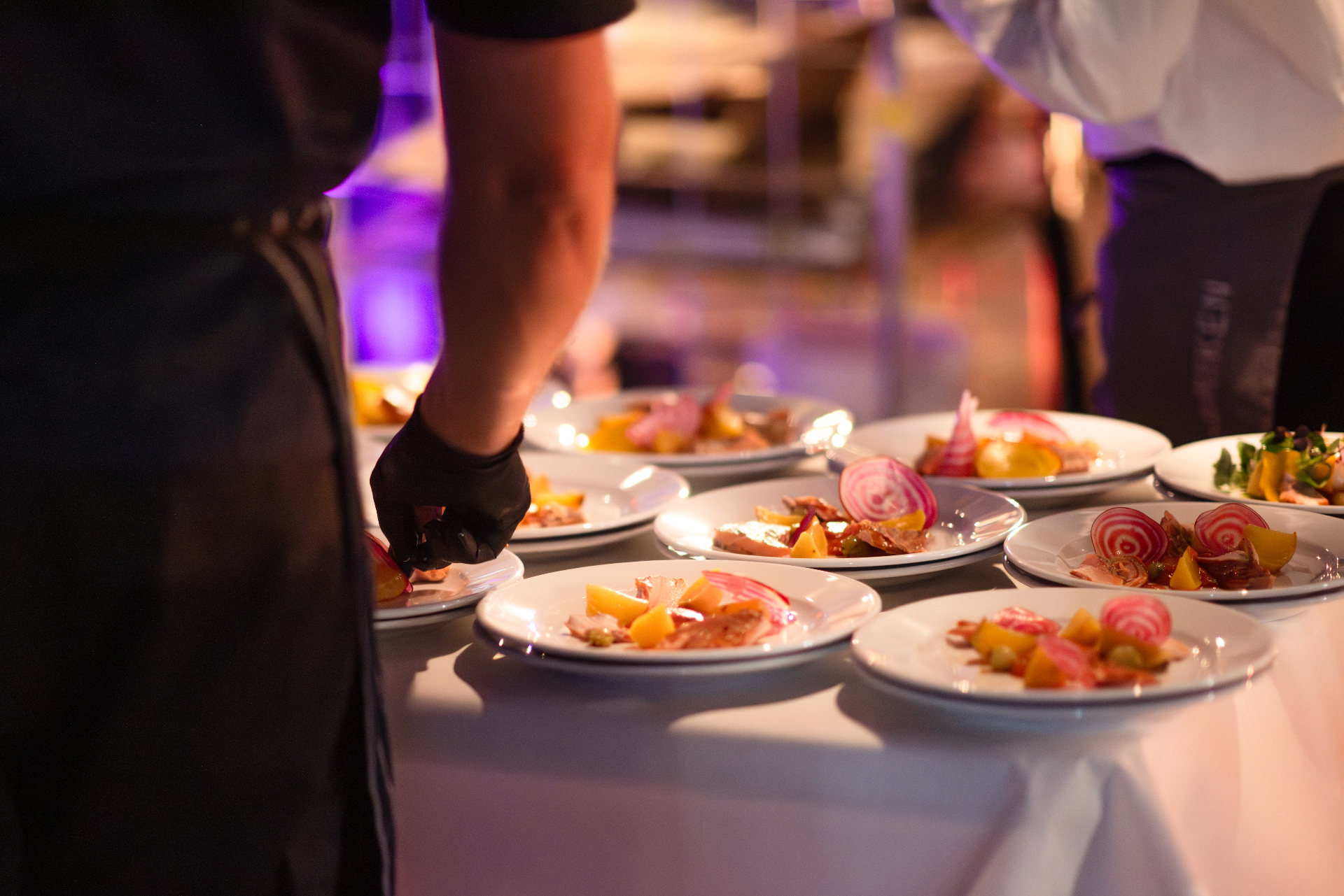 Finslipning av färgstarka rätter