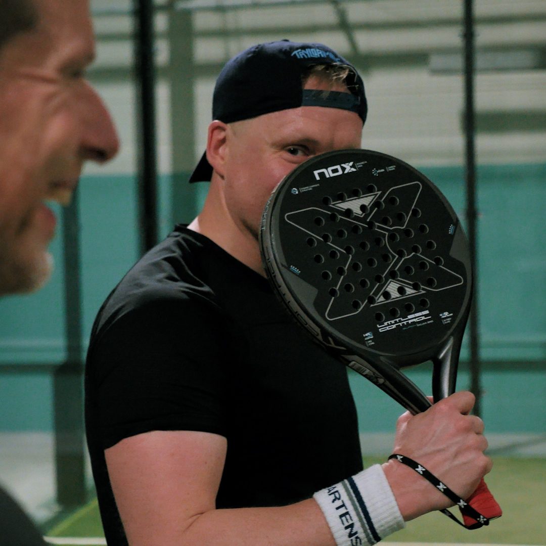 Padel player