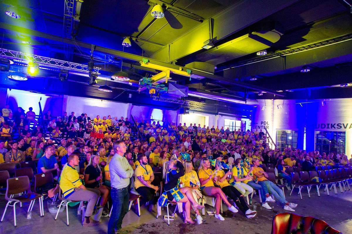 Fotbolls-VM på storbild